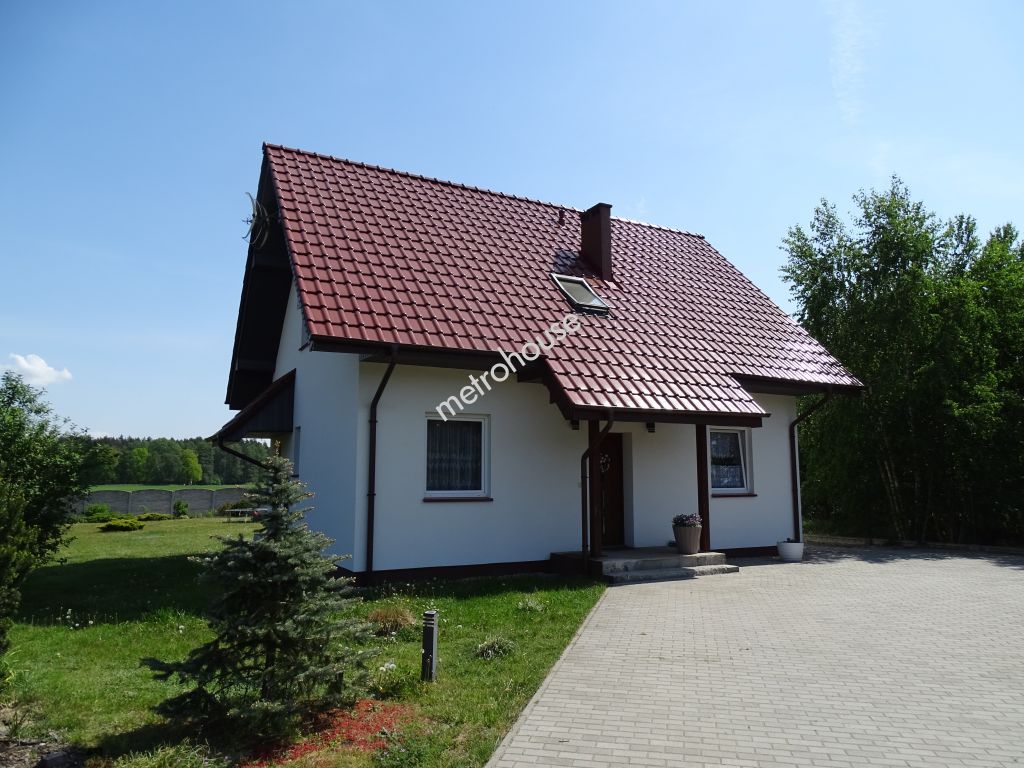 Dom na sprzedaż, Oleśnicki, Wioska