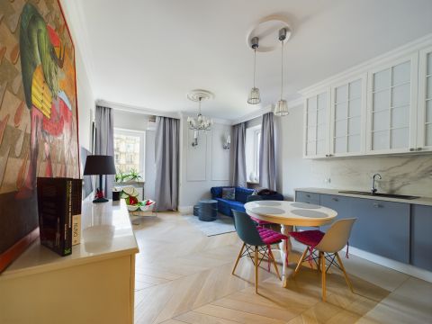 Wynajem Mieszkanie Al. Armii Ludowej, Śródmieście, Warszawa