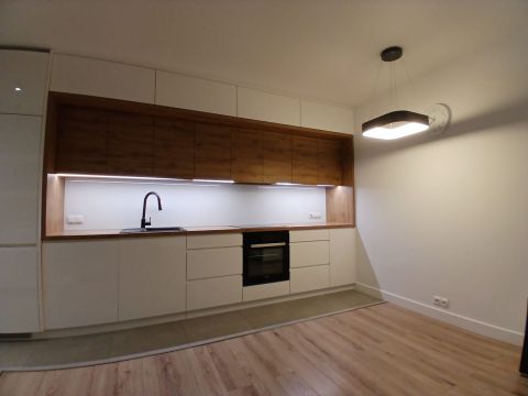 Sprzedaż Mieszkanie Fabryczna, Łomianki, pow. warszawski zachodni